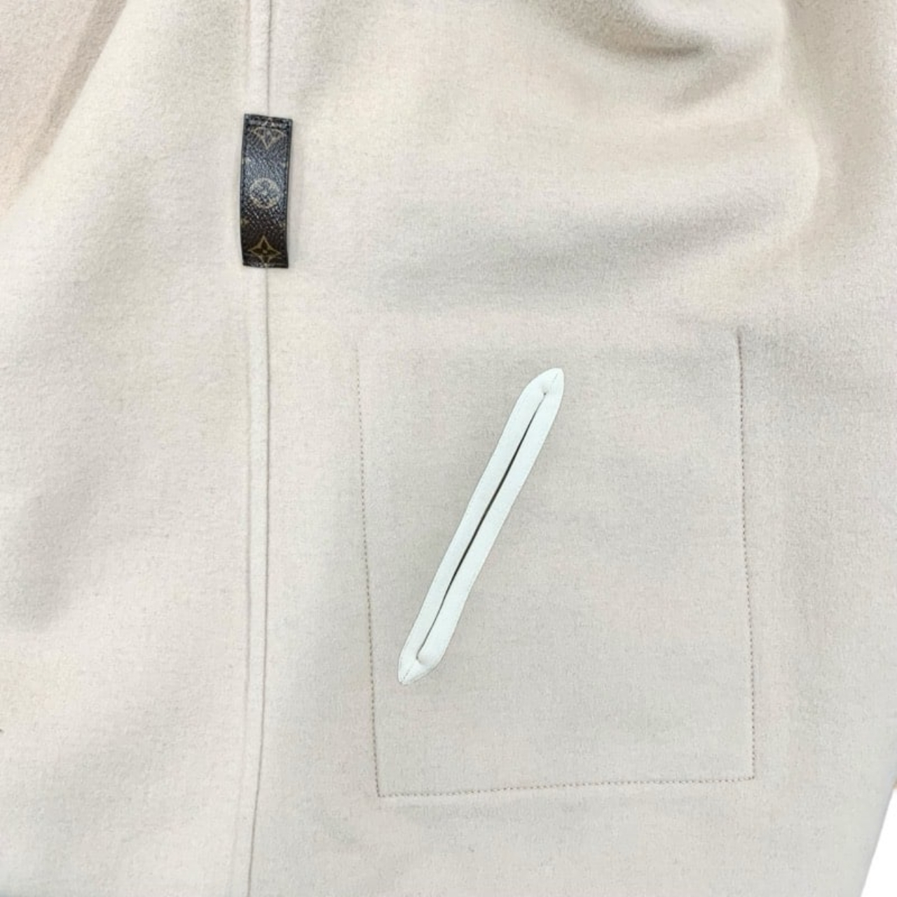 Louis Vuitton Reversible Damier Azur Hooded Wrap Coat Beige 1A9L0P - Image 4