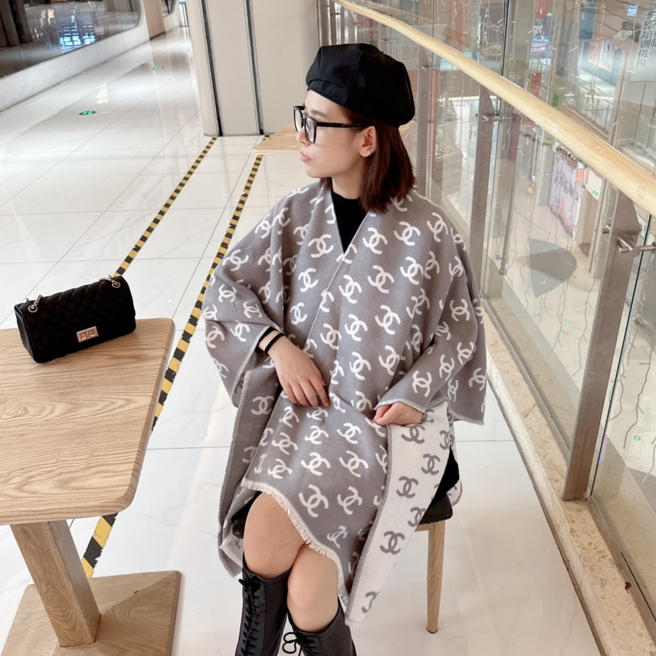 Chanel CC Logo Camellia Scarf Grey - Image 4