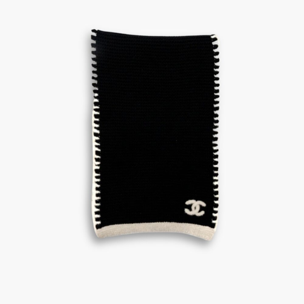 Chanel 23A Cashmere Scarf Black And White 170Cm