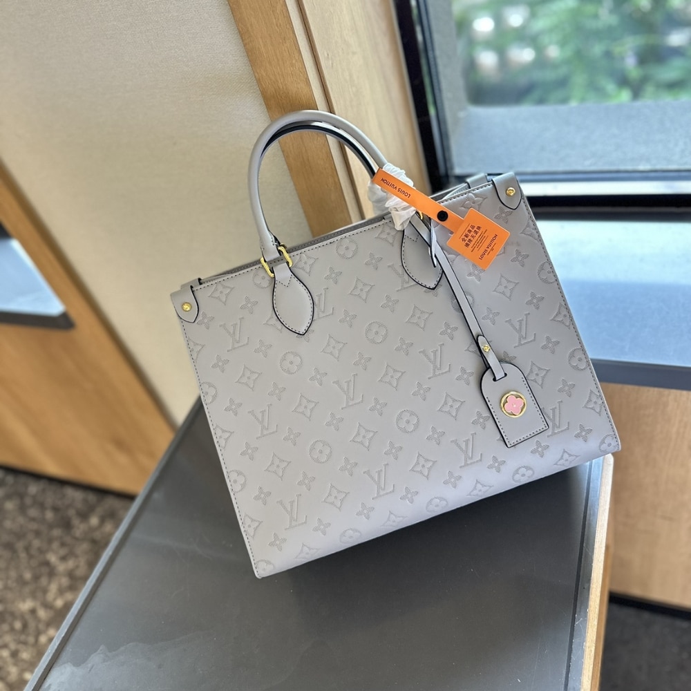 Louis Vuitton Onthego MM Monogram Empreinte Grey 35Cm - Image 2